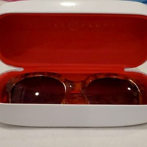 Ivanka Trump sunglasses